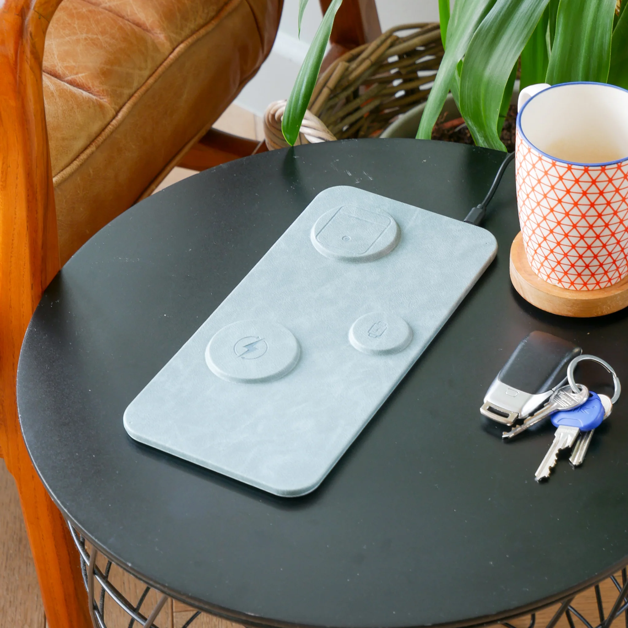 3 in 1 Wireless Charging Pad - Image 6