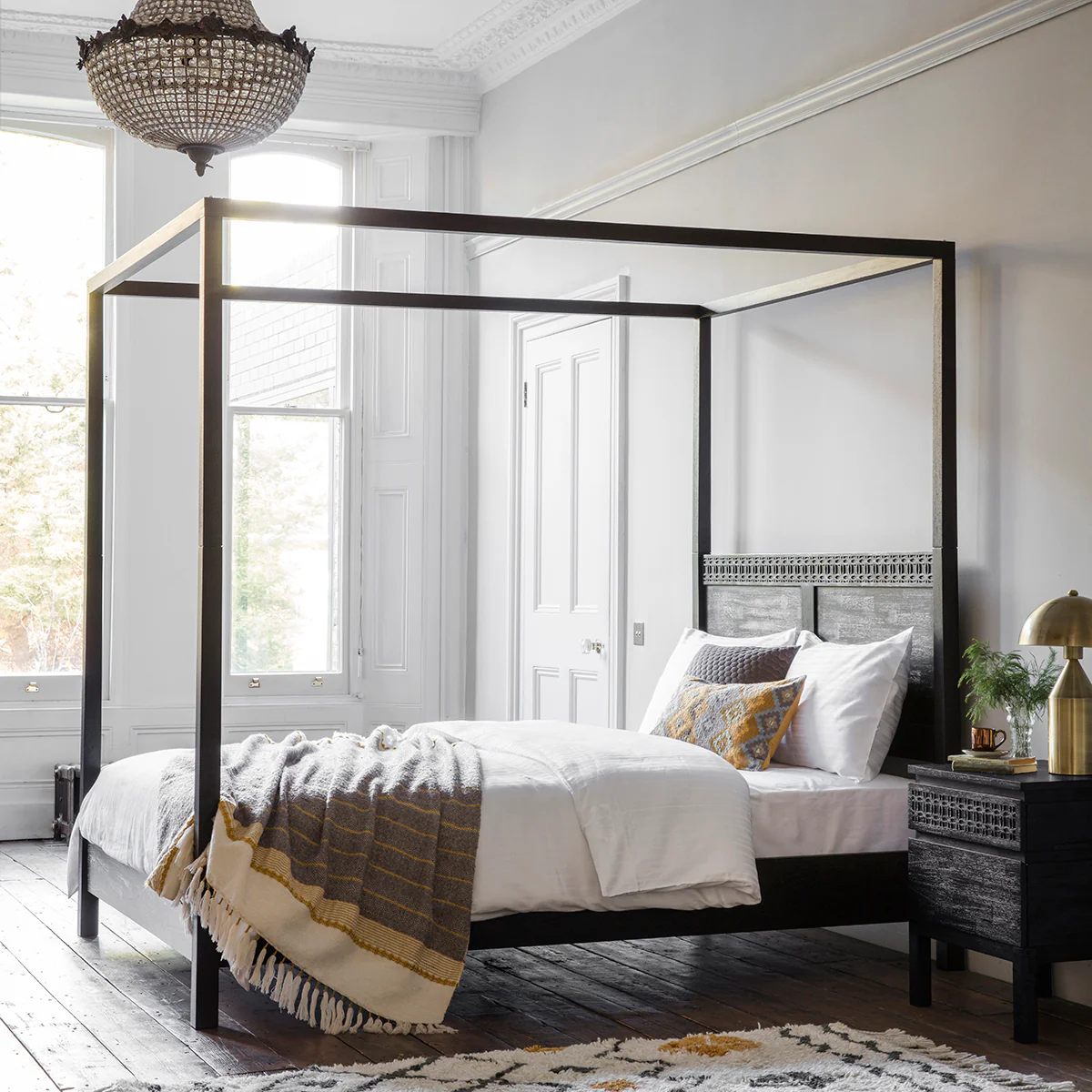 Akari Four Poster Bed - Image 3