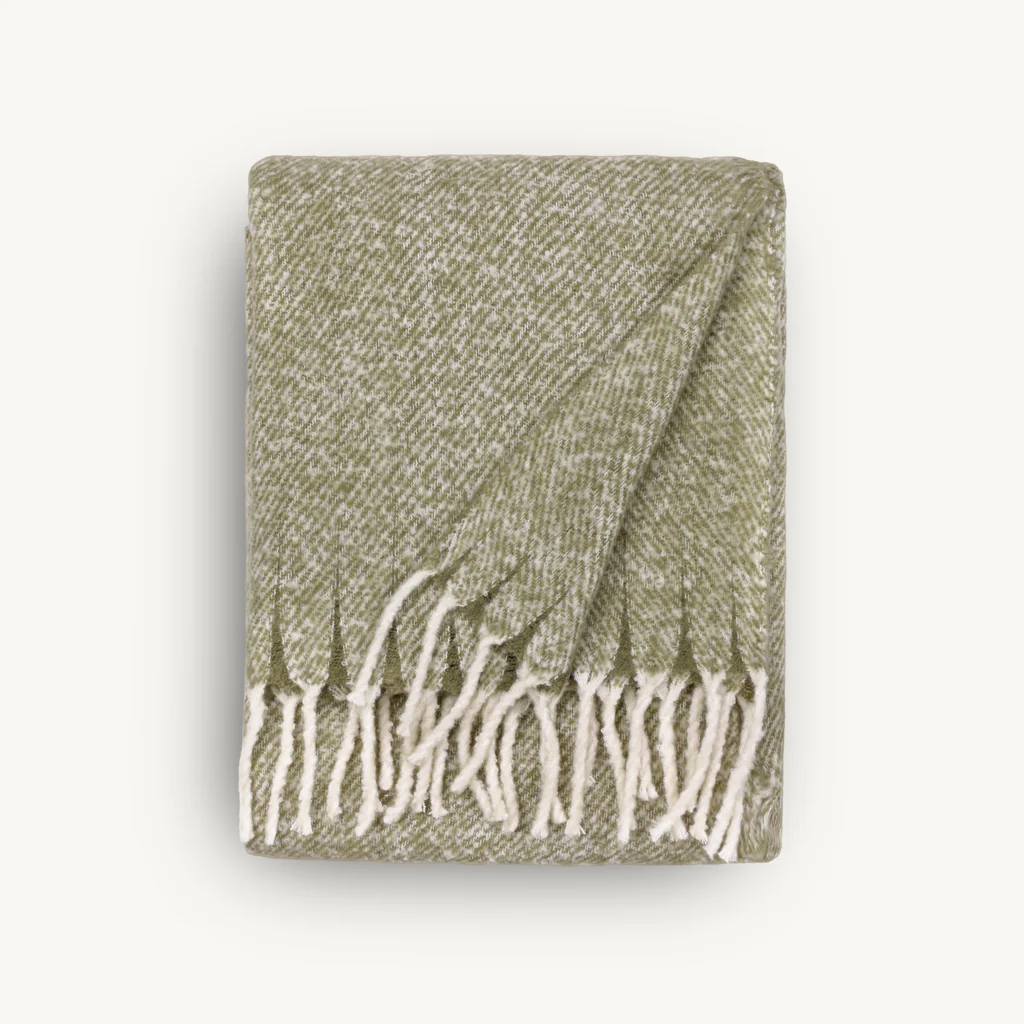 Altair Woven Tasselled Throw - Image 4