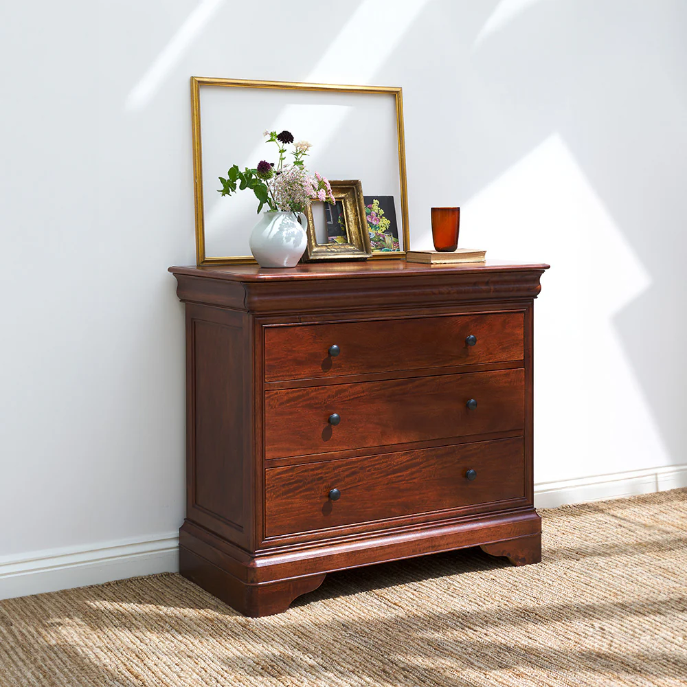 Antoinette Wide 3 Drawer Chest - Image 3