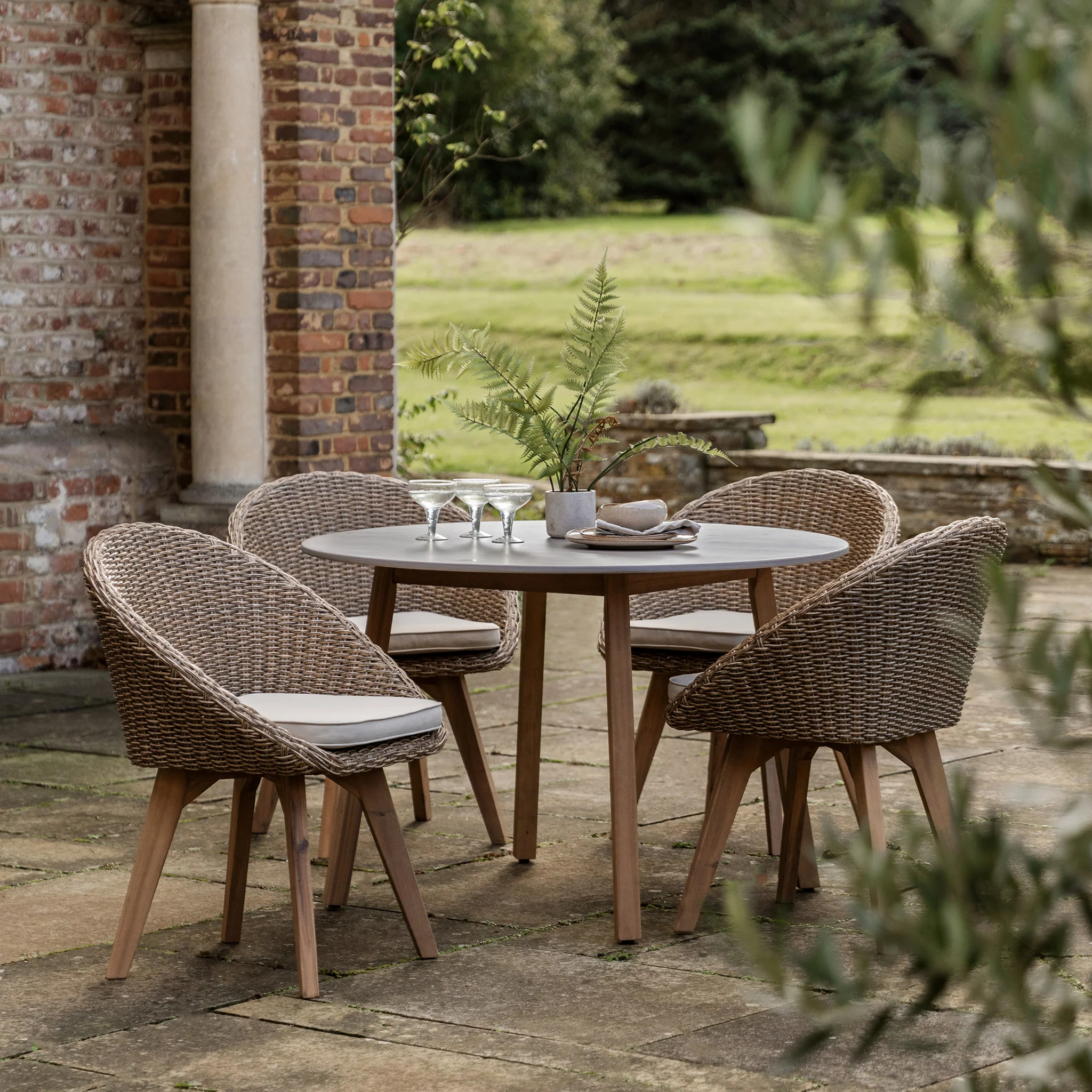 Santorini 4 Seater Outdoor Dining Set