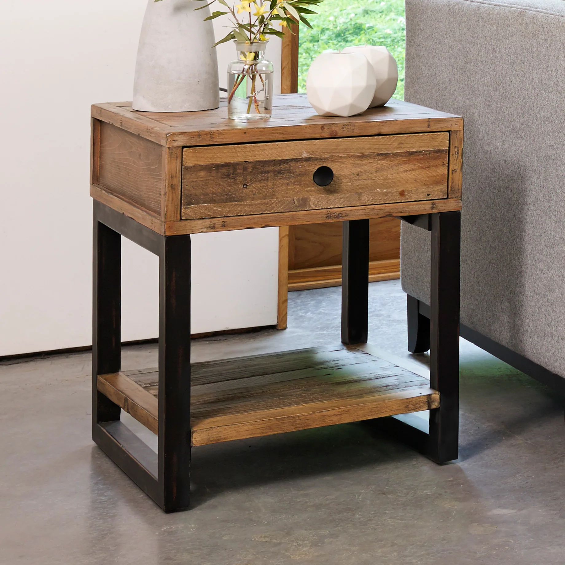 Blake Lamp Table