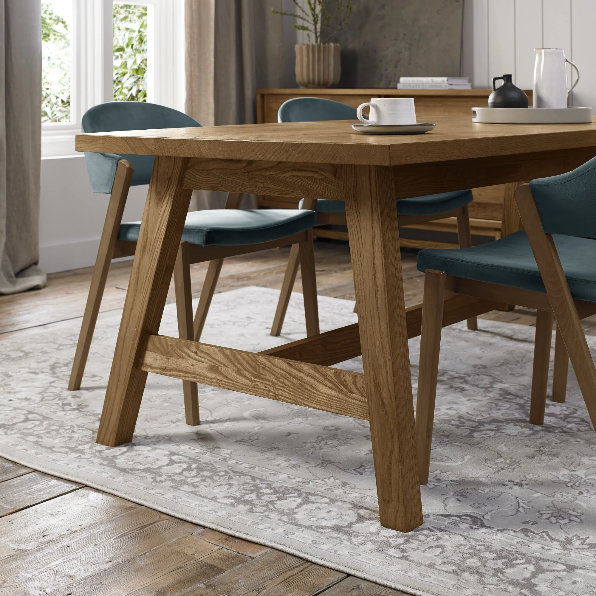 Highgate Rustic Oak 220-265cm Extending Dining Table - Image 3