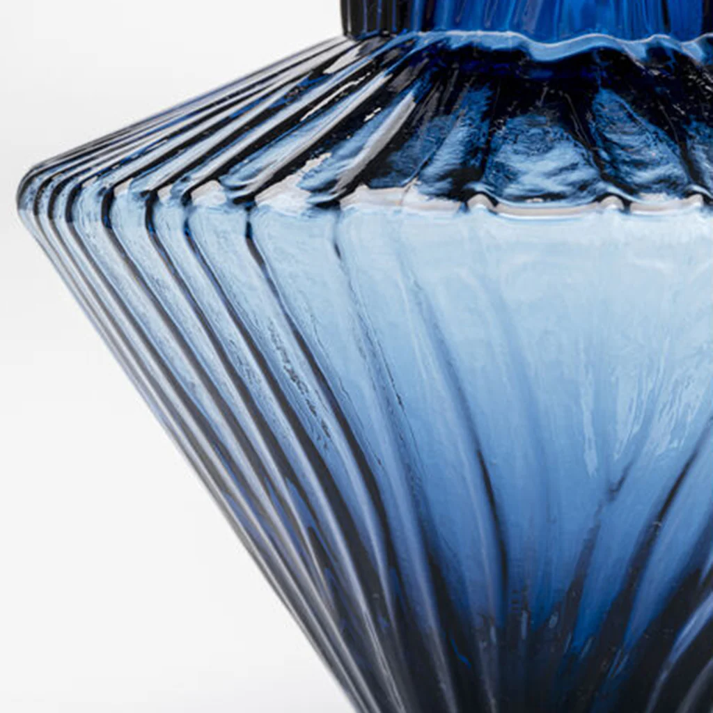 Daphne Short Vase - Image 3