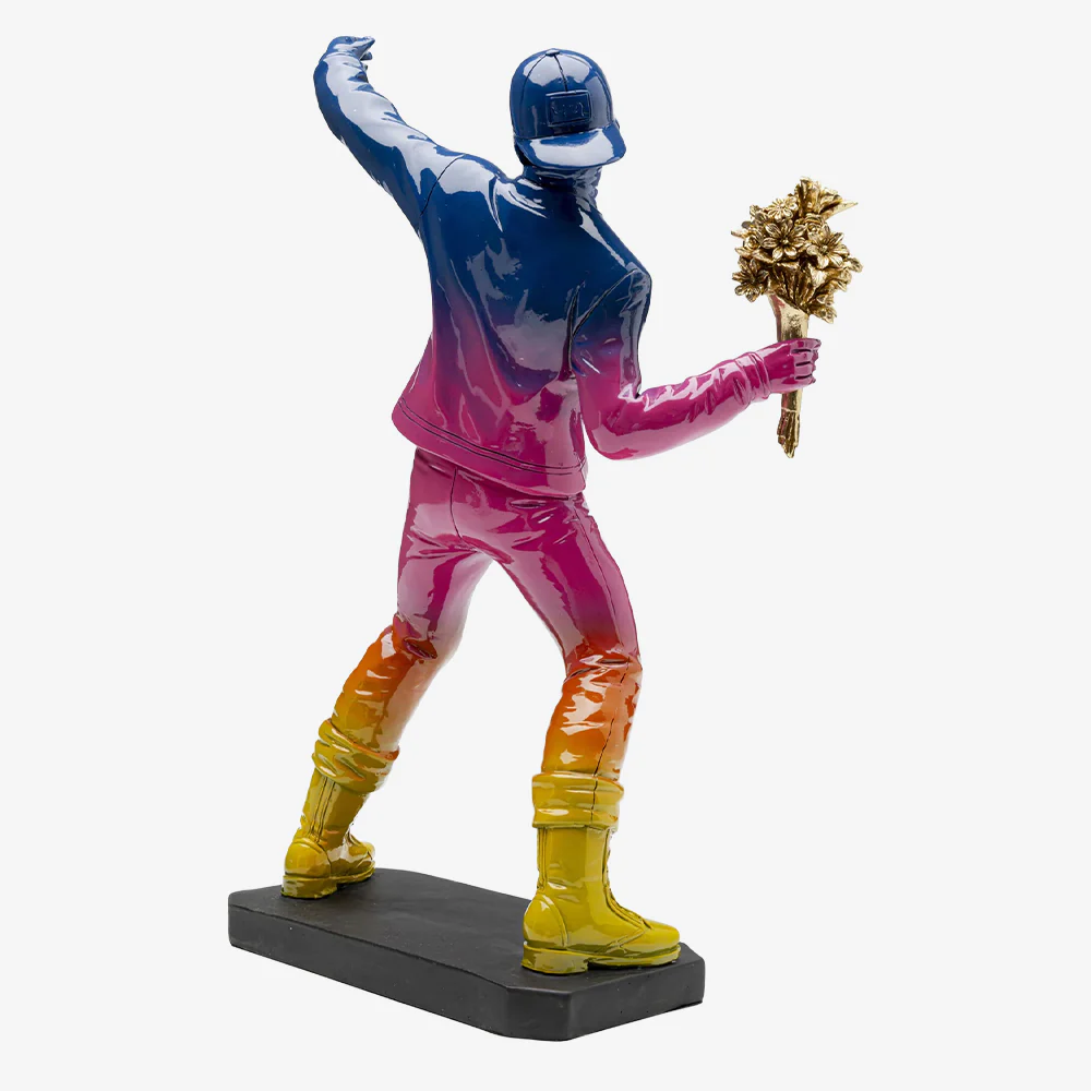 Deco Street Art Rainbow Figurine - Image 4