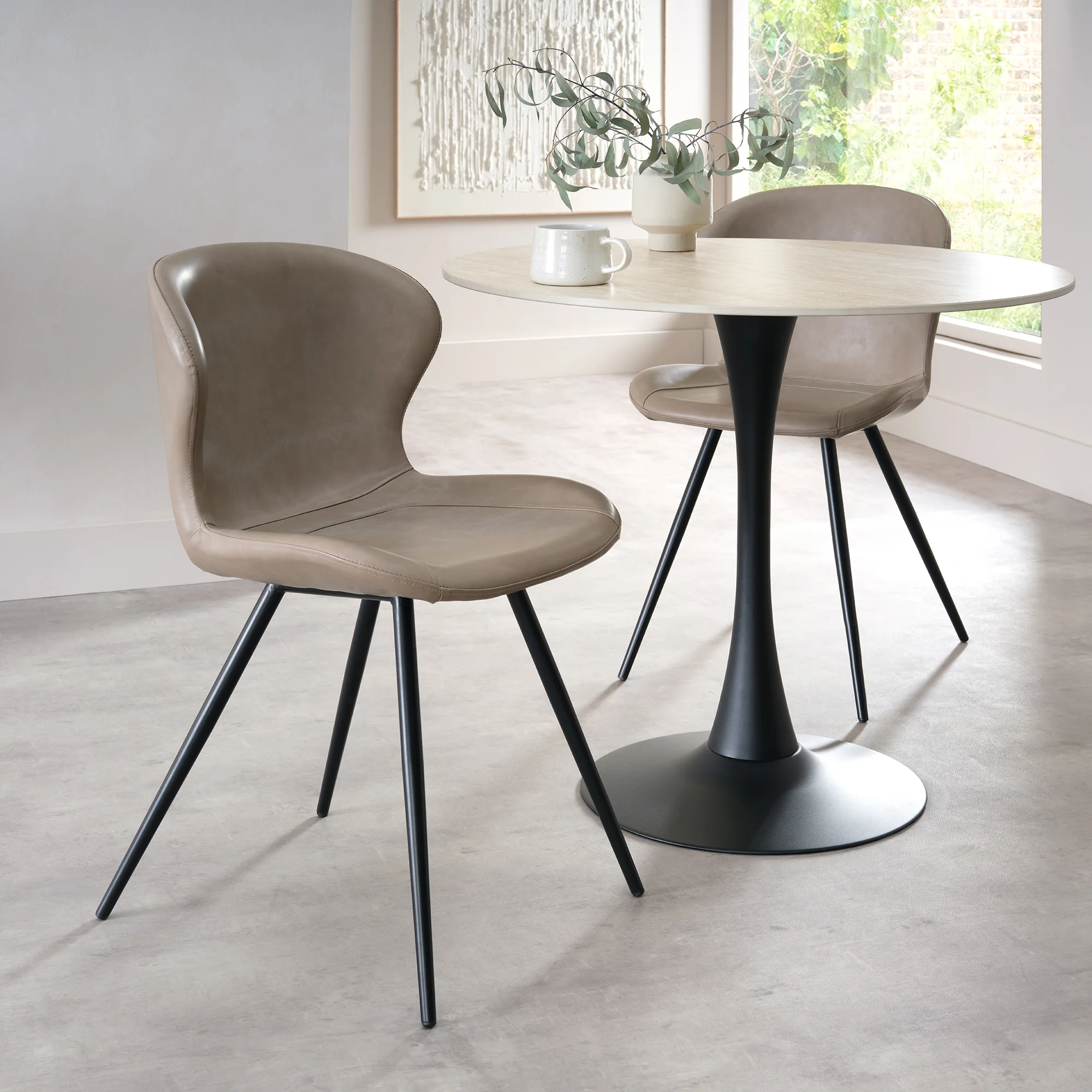 Hector Chair