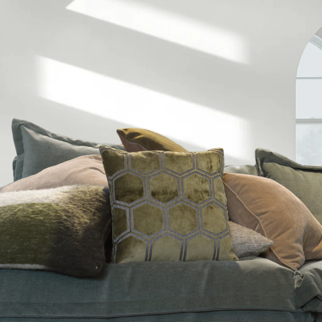 Ivory Hexagon Cushion - Image 5