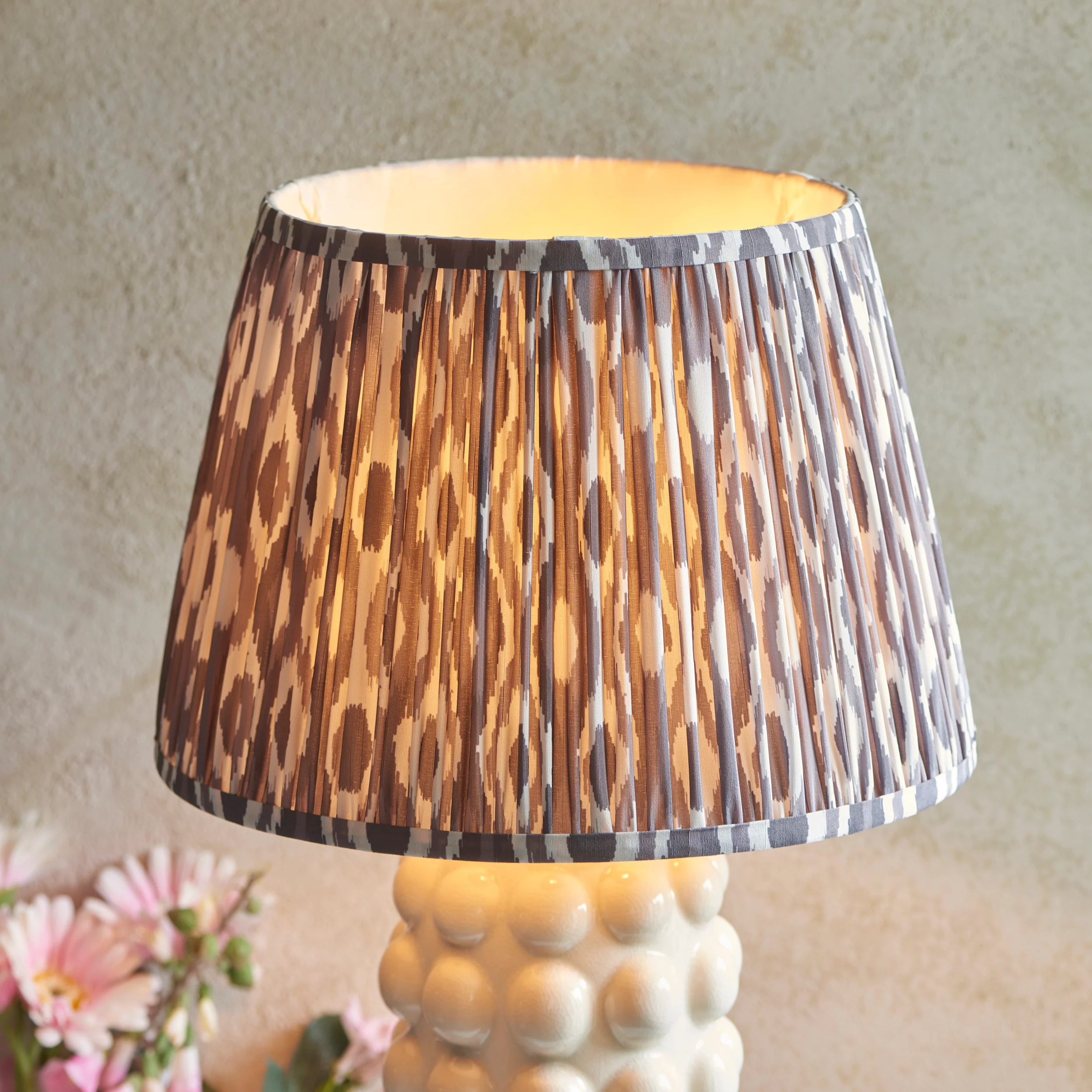 Kari Ikat Table Lamp - Image 8