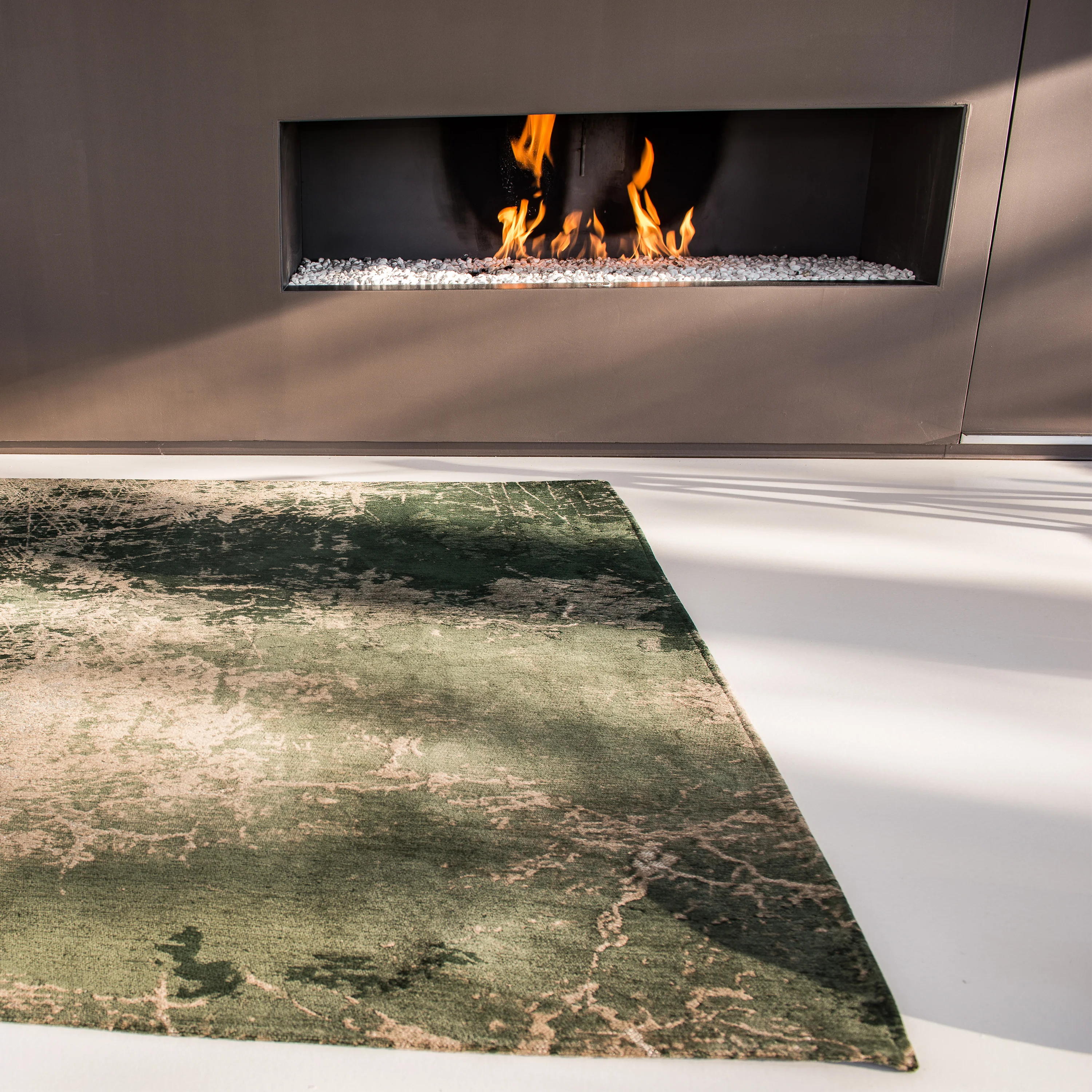 Madmen Cracks Rug - Image 12