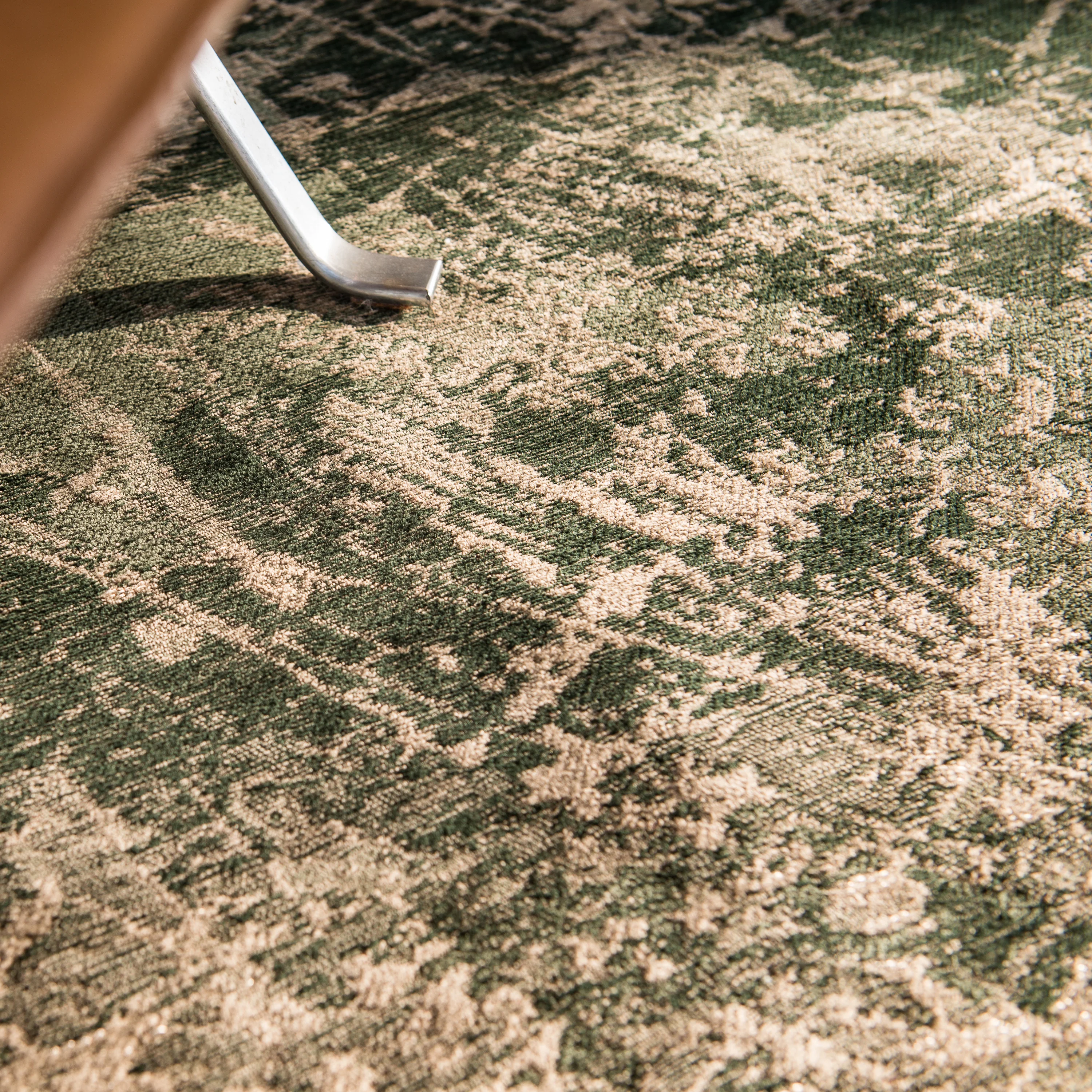 Madmen Cracks Rug - Image 13