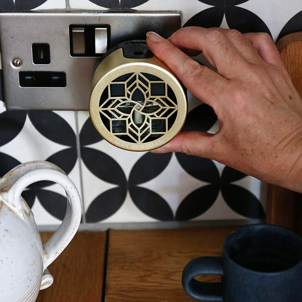 Max Benjamin Lemongrass & Ginger Wall Fragrance Diffuser - Image 11