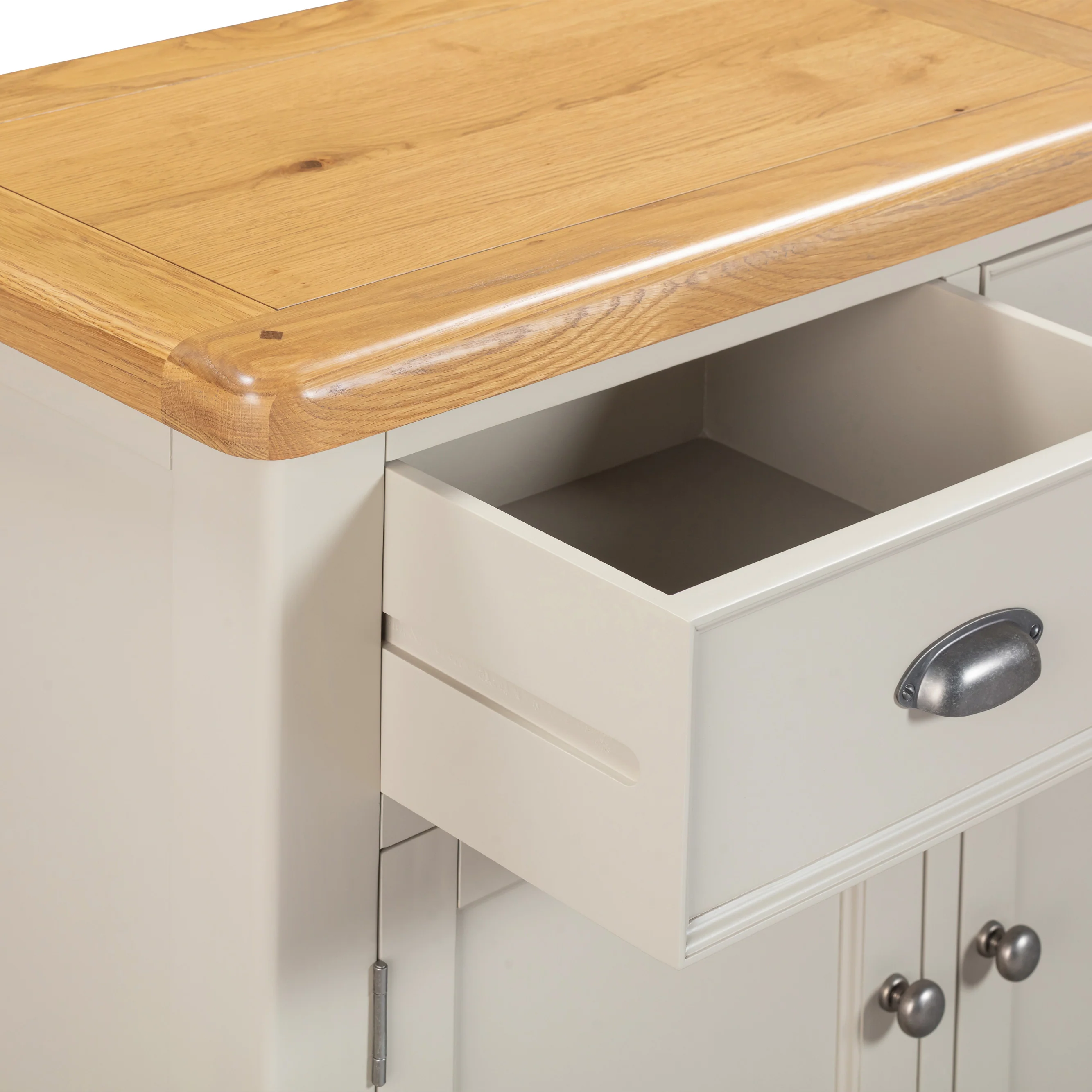 Medway Oak 3 Door Sideboard - Image 7