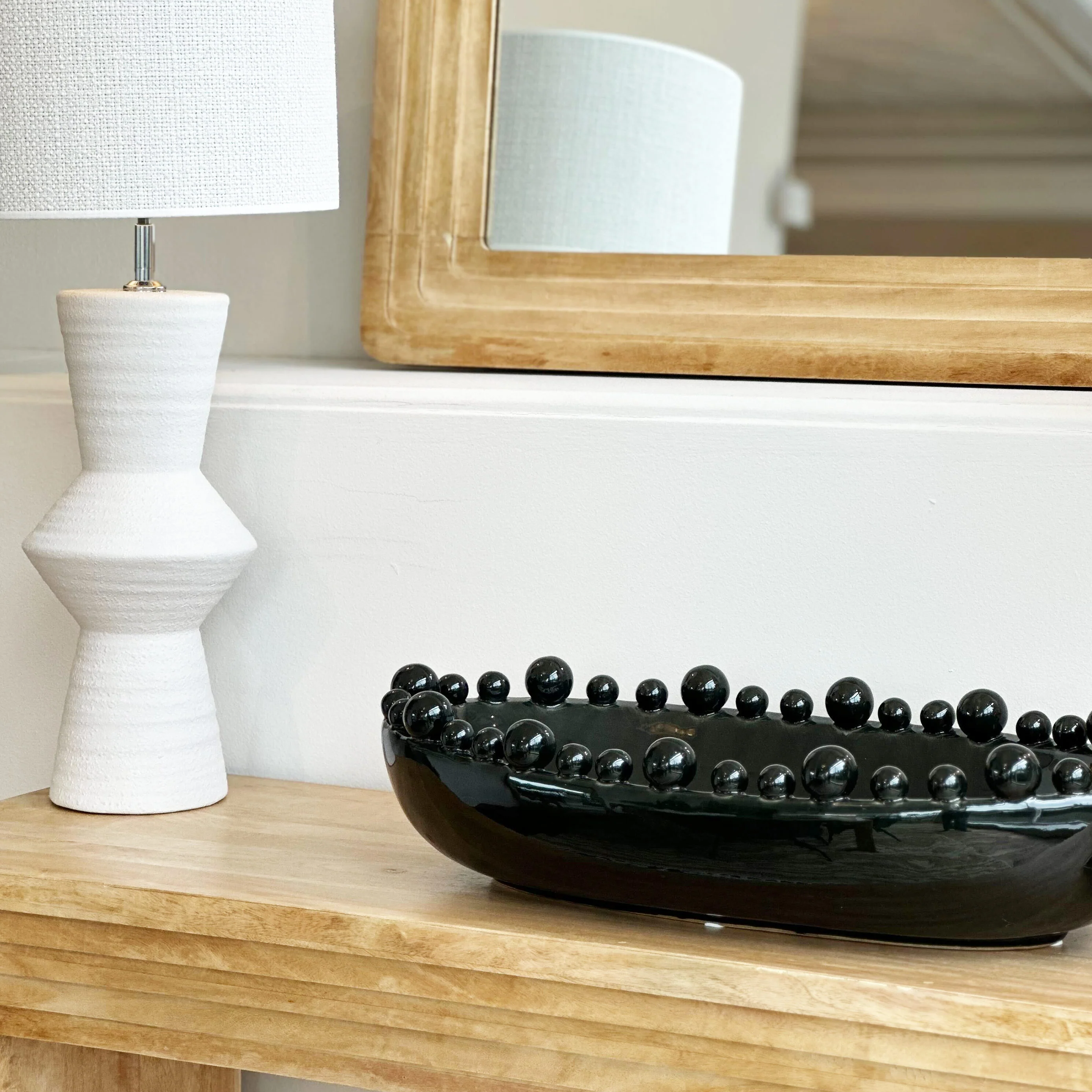 Oval Ceramic Bobble Bowl - Image 9