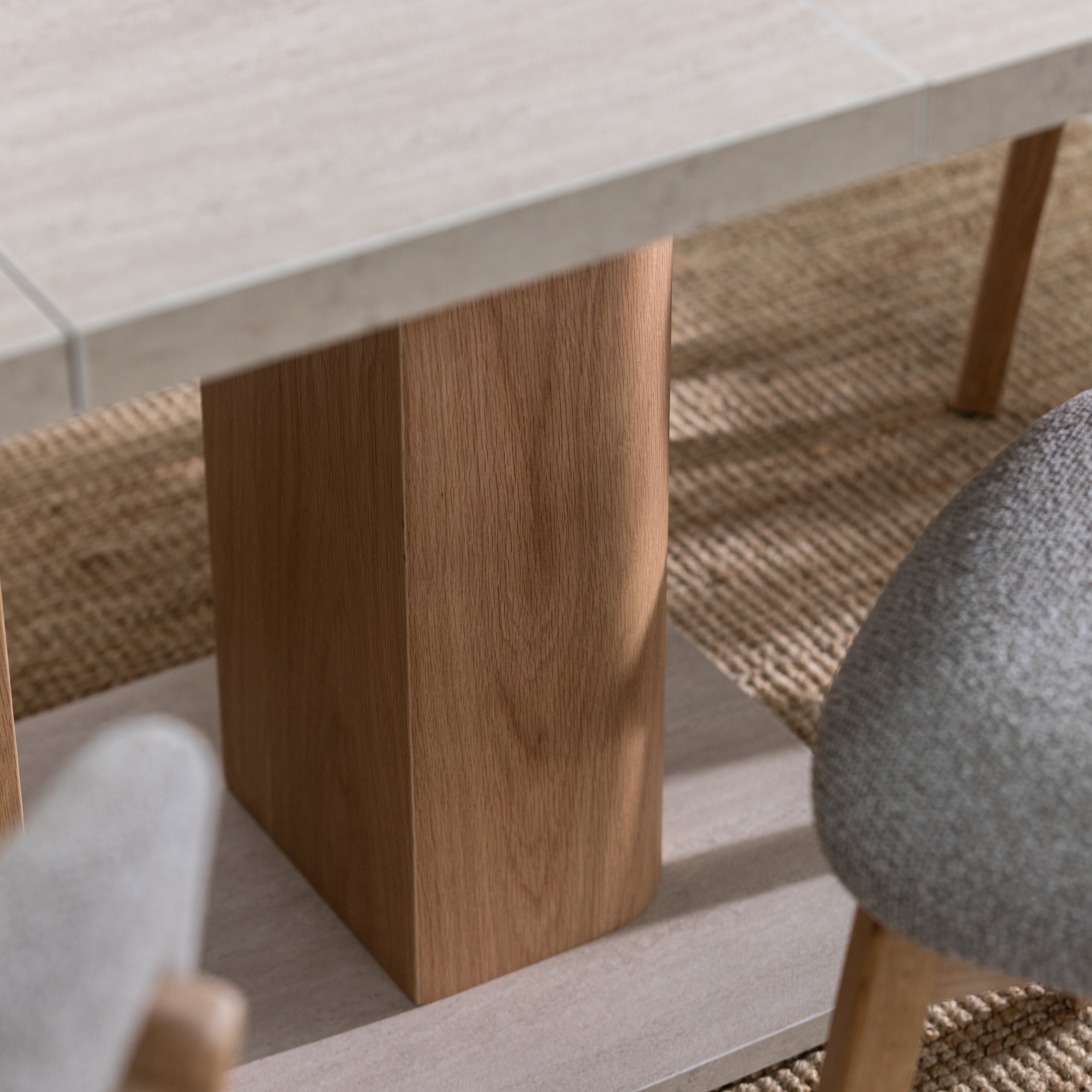 Padstow 160-200cm Extending Dining Table - Image 4