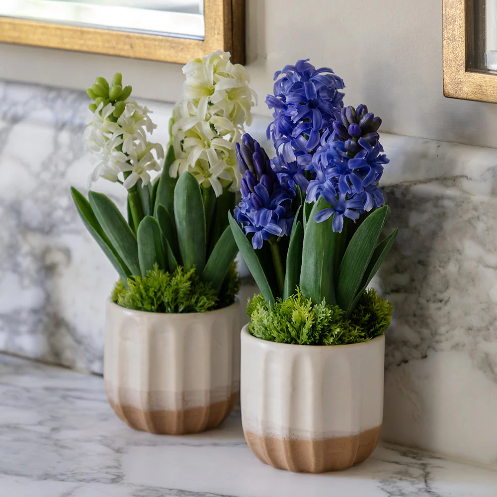 Set of 2 Spring Hydrangea in Ceramic Pots - Image 3