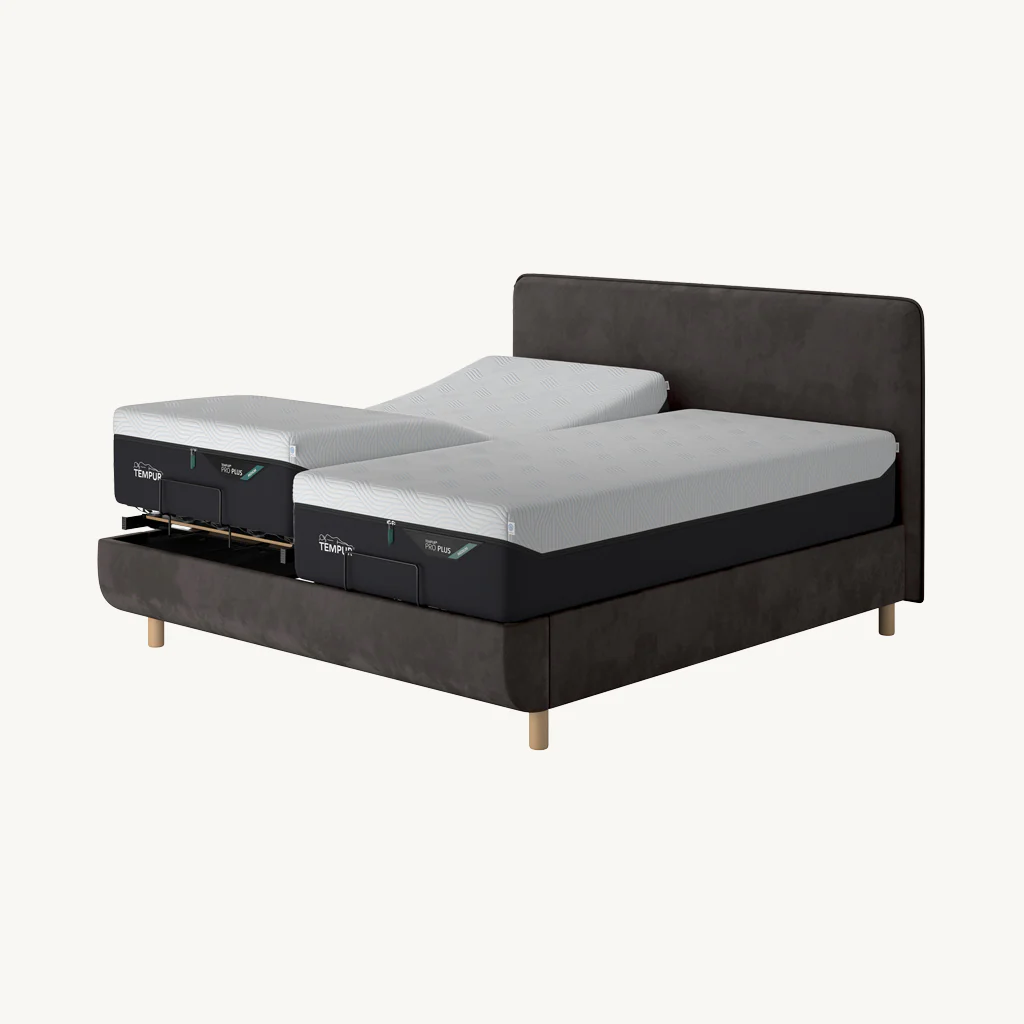 TEMPUR® Arc Adjustable Bed with Form Headboard - Image 12
