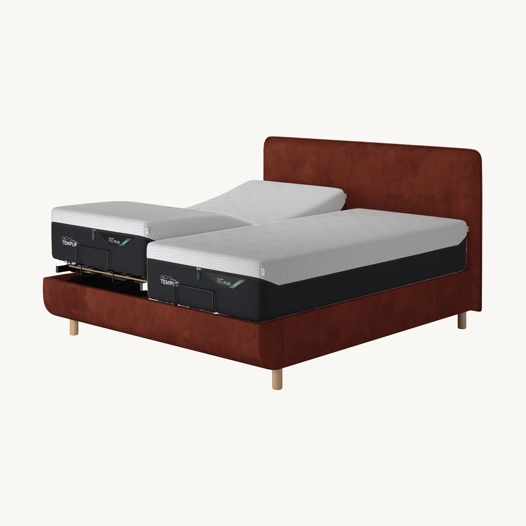 TEMPUR® Arc Adjustable Bed with Form Headboard - Image 6