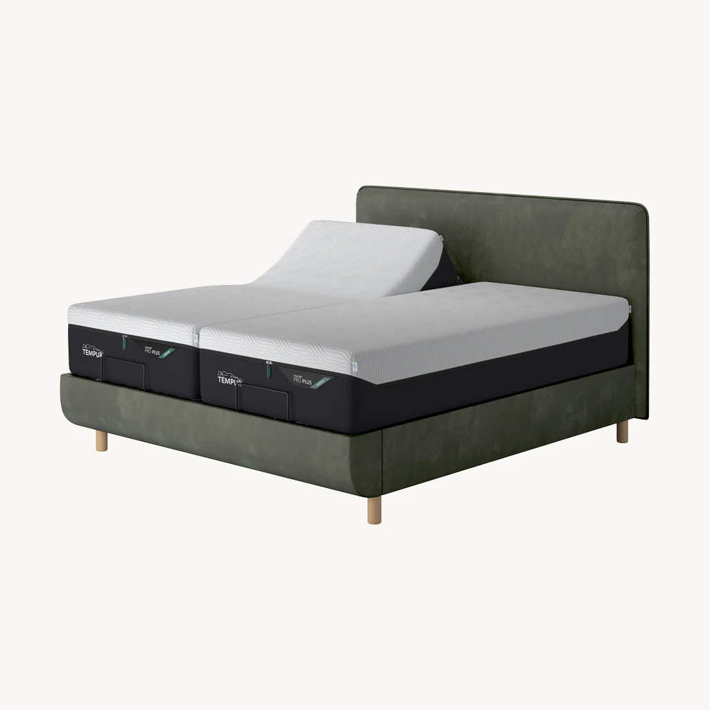 TEMPUR® Arc Adjustable Bed with Form Headboard - Image 7