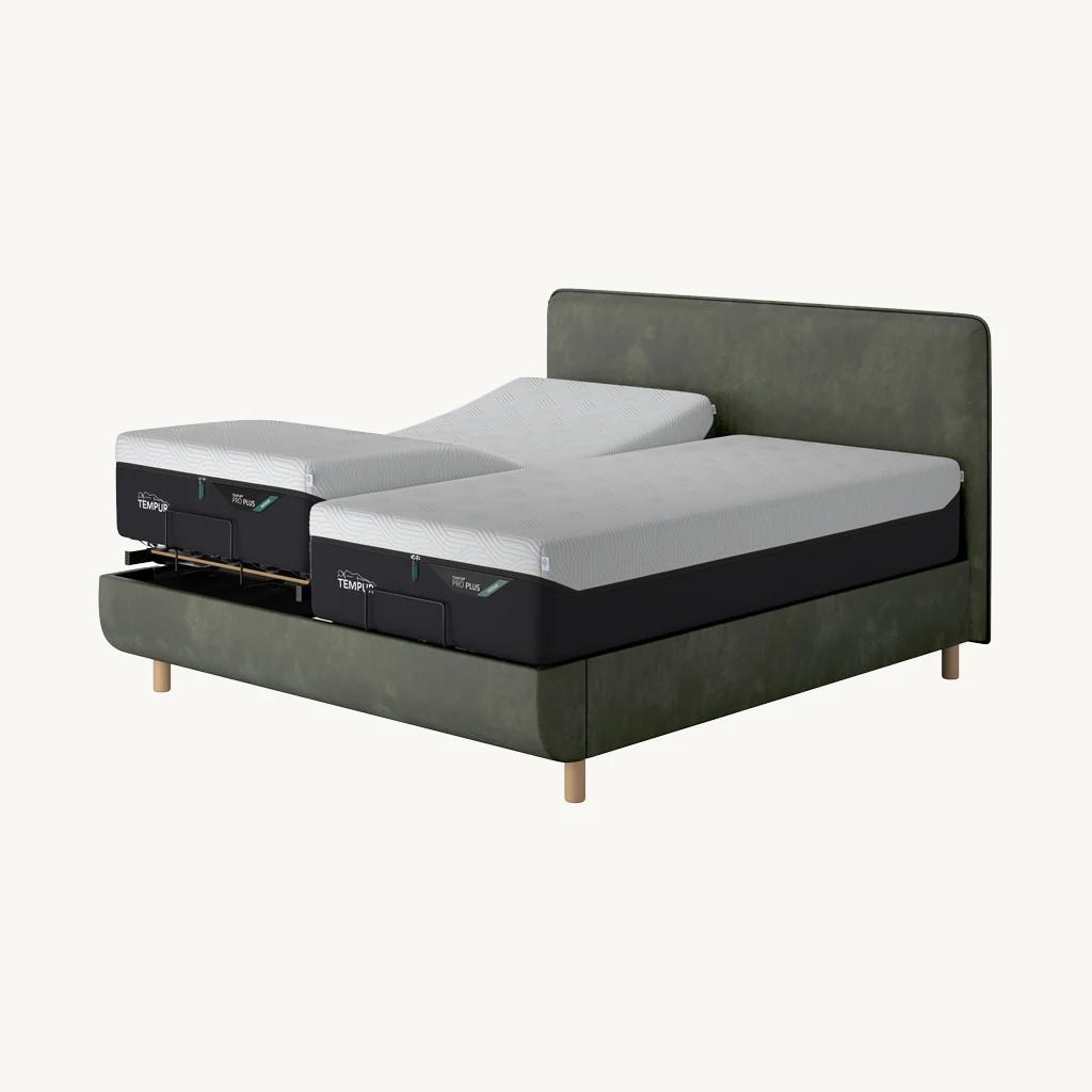 TEMPUR® Arc Adjustable Bed with Form Headboard - Image 9