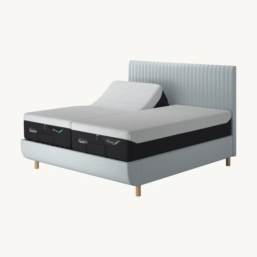 TEMPUR® Arc Adjustable Bed with Vertical Headboard - Image 14