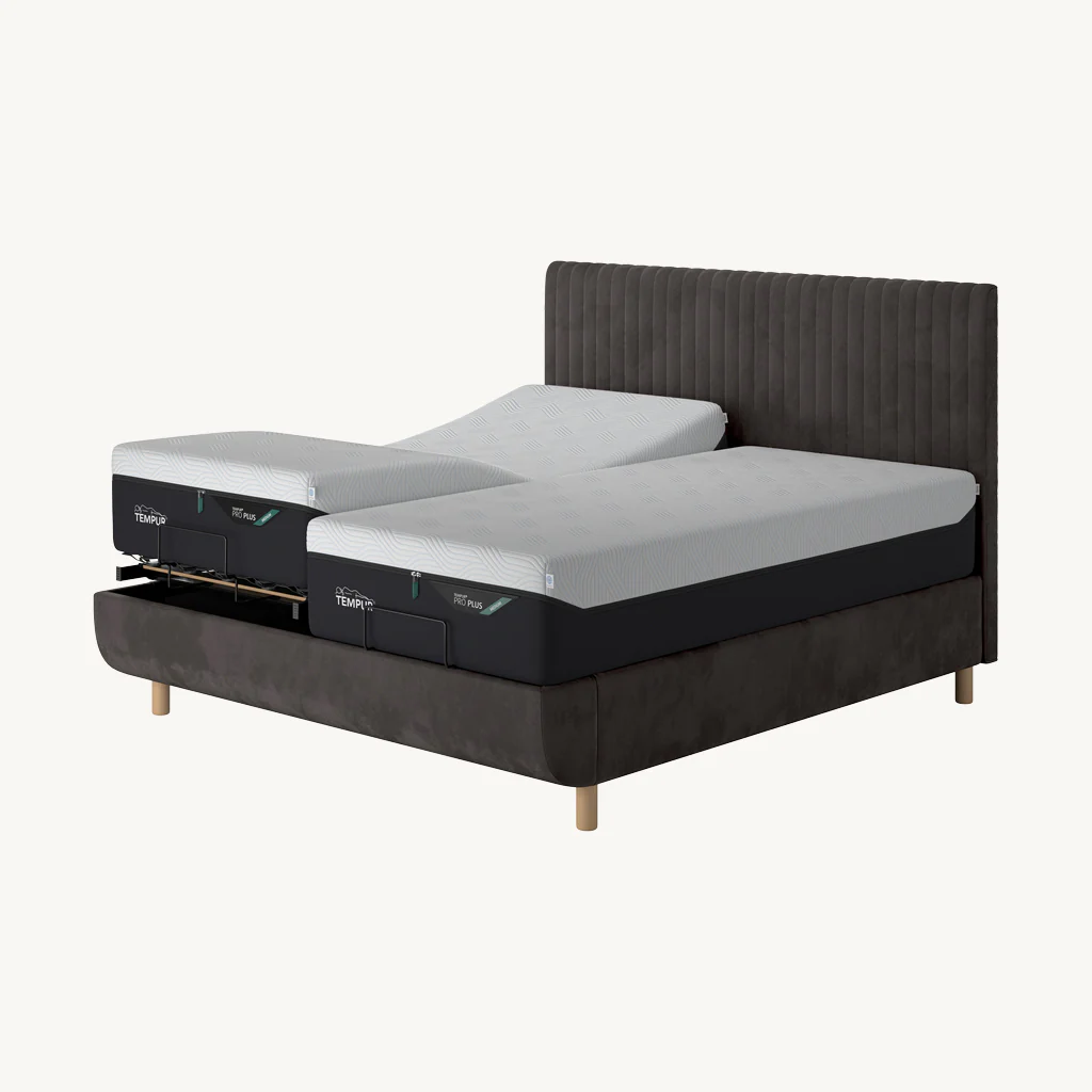 TEMPUR® Arc Adjustable Bed with Vertical Headboard - Image 3