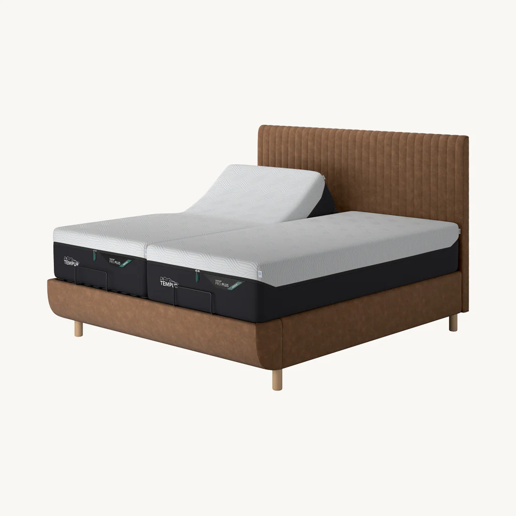 TEMPUR® Arc Adjustable Bed with Vertical Headboard - Image 5