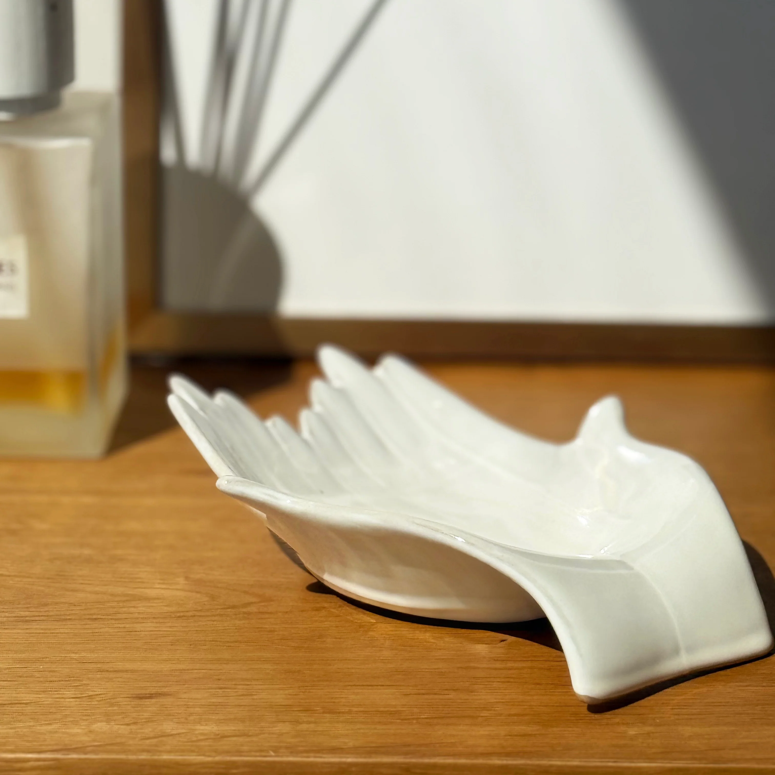 White Hand Dish - Image 2